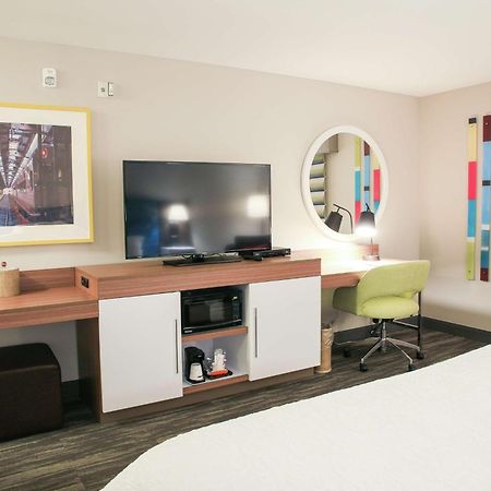 Hampton Inn & Suites Mount Laurel/Moorestown Exterior foto